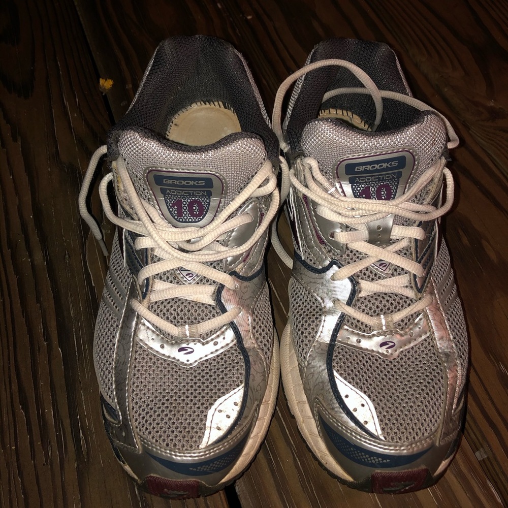 Brooks Addiction 10 Mogo Running Shoes size 11